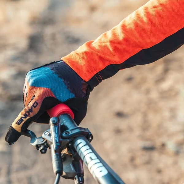 DAKINE COVERT GLOVE FIRE MOUNTAIN 22 6 DAKINE COVERT GLOVE FIRE MOUNTAIN 22 - Image 4